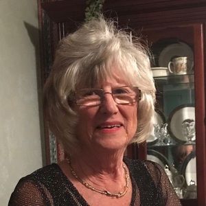Meet your Posher, Carolyn